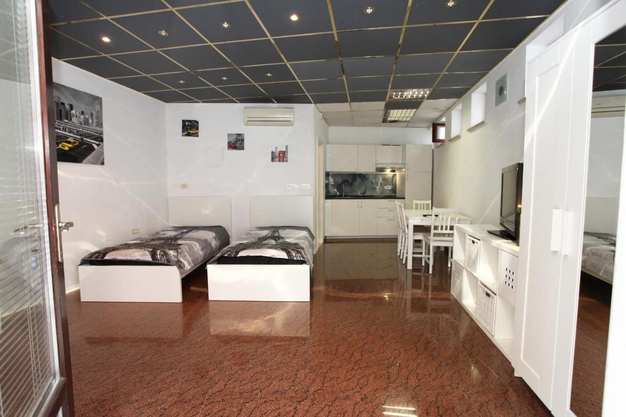 Koper Central King Studio Samo المظهر الخارجي الصورة